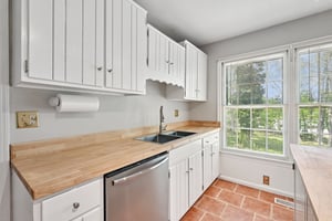 Tall Oaks Dr-S1804-022.jpg