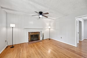 Tall Oaks Dr-S1804-025.jpg