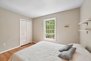 Tall Oaks Dr-S1804-040.jpg