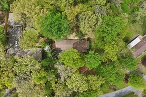 Tall Oaks Dr-S1804-073.jpg