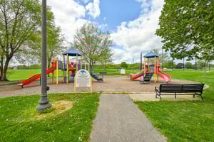 Tall Oaks Dr-1804-905.jpg