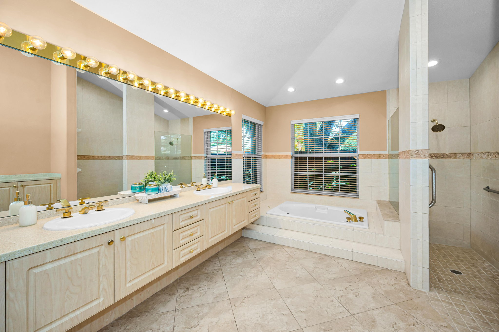 Primary Bathroom1a