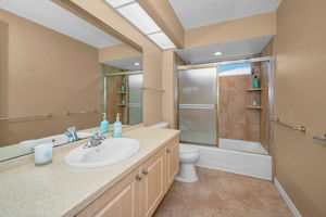 Bathroom2