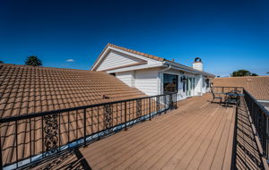 Upper Level Master Bedroom Balcony7