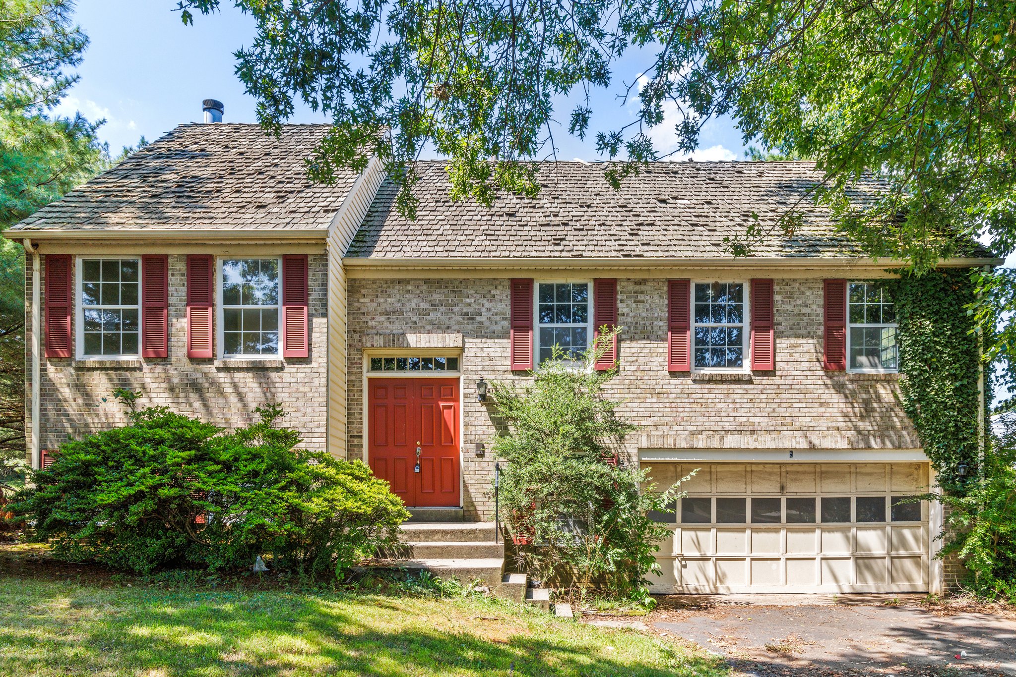 5 Blue Jay Ct, Sterling, VA 20164, USA Photo 1