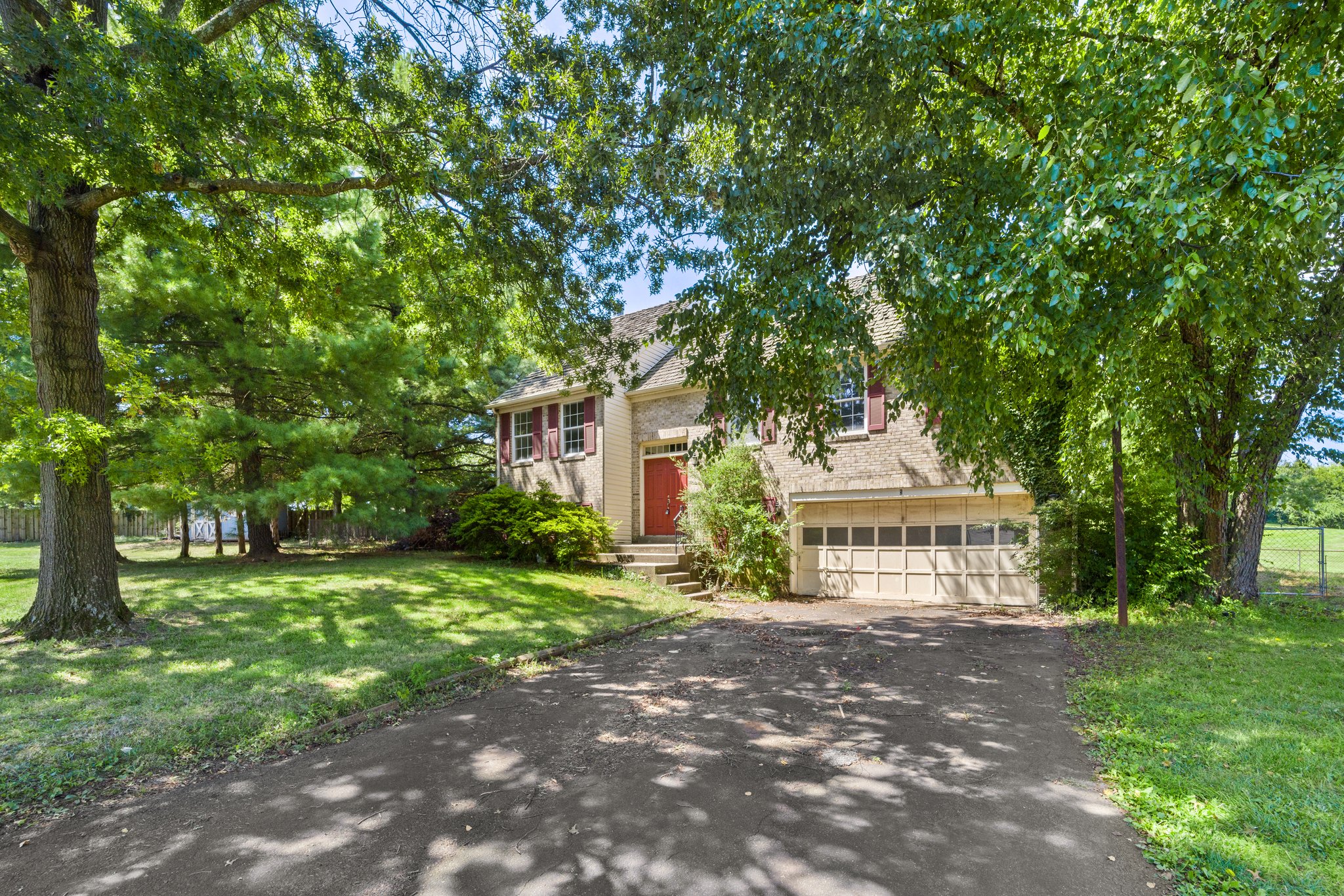 5 Blue Jay Ct, Sterling, VA 20164, USA Photo 4