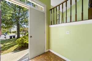 5 Blue Jay Ct, Sterling, VA 20164, USA Photo 42