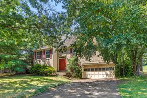 5 Blue Jay Ct, Sterling, VA 20164, USA Photo 4