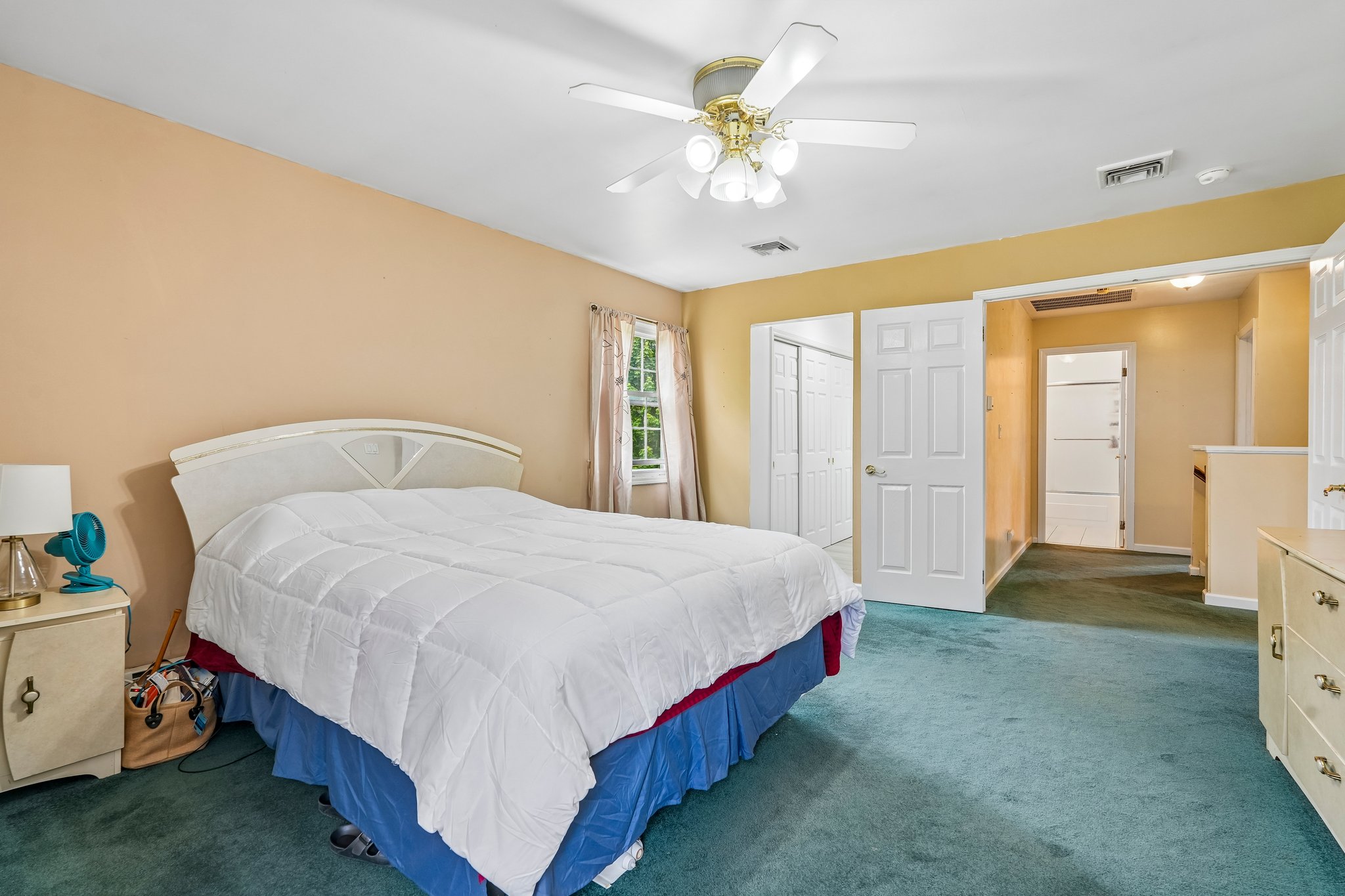 Buttermilk Dr-S1205-034.jpg