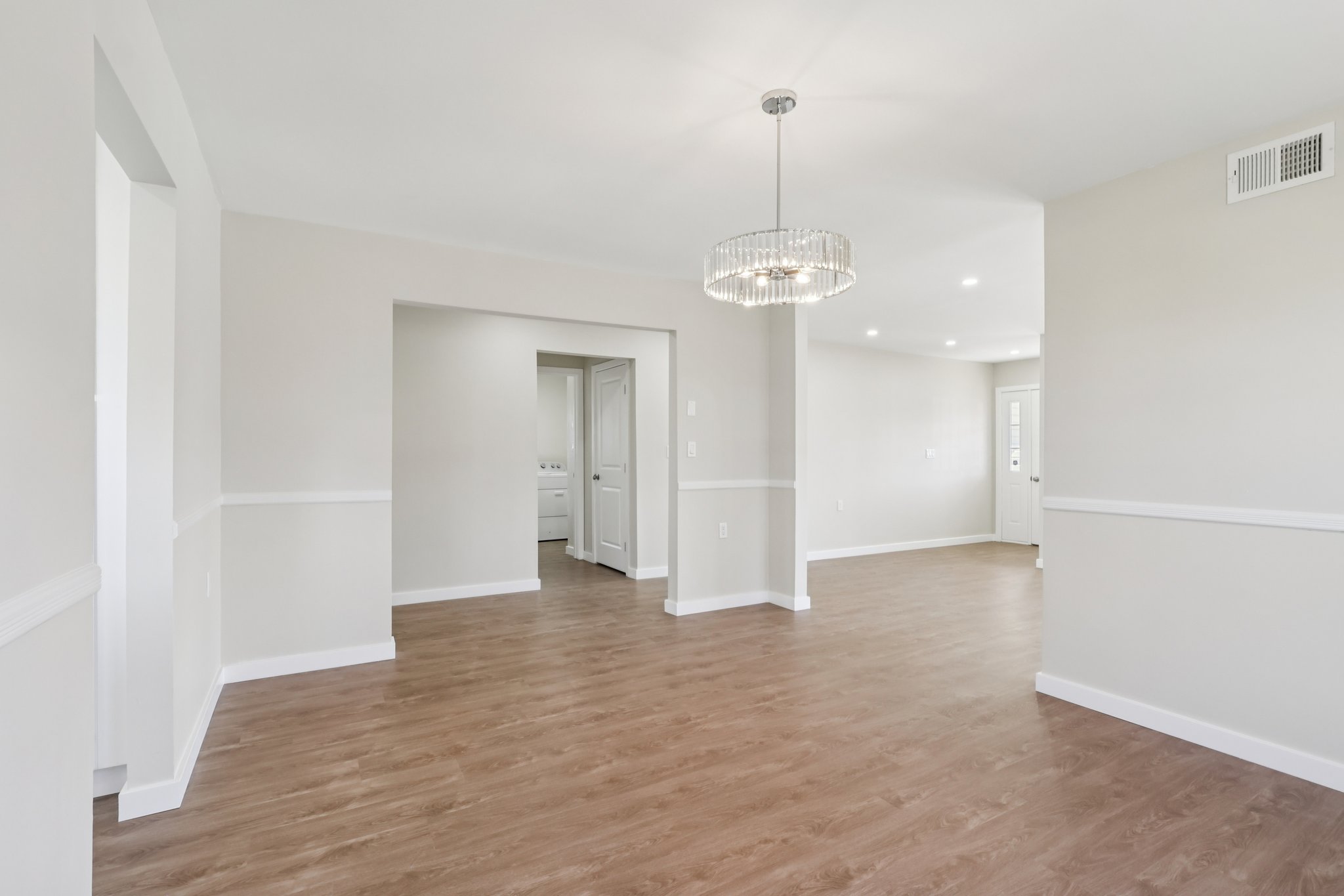 5 Carol Ct-S1903-017.jpg