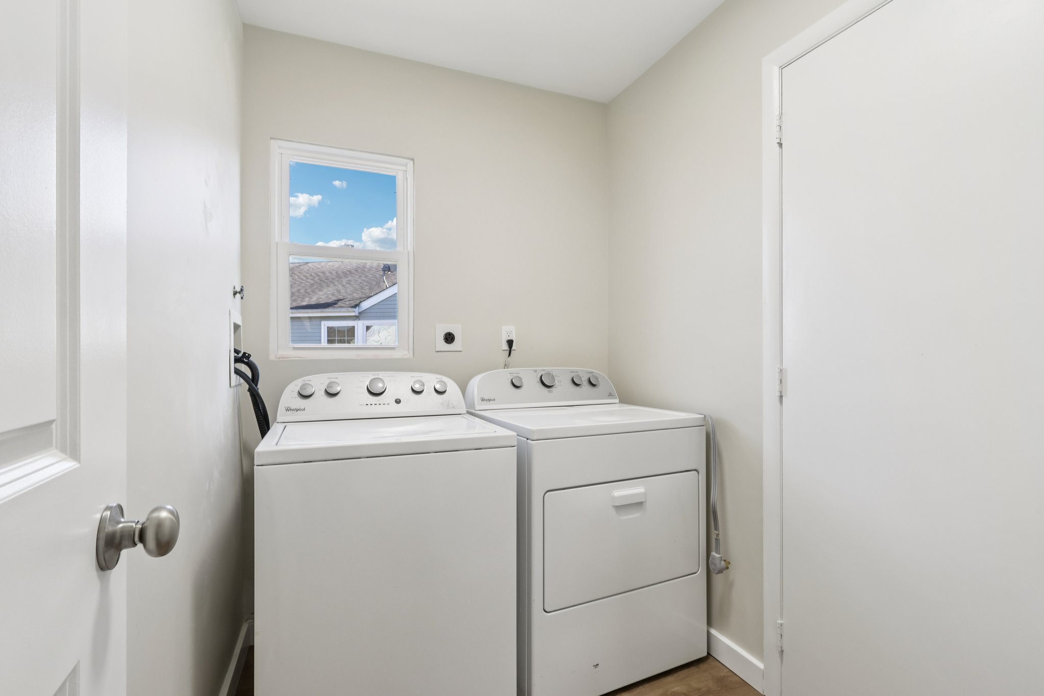 5 Carol Ct-S1903-027.jpg