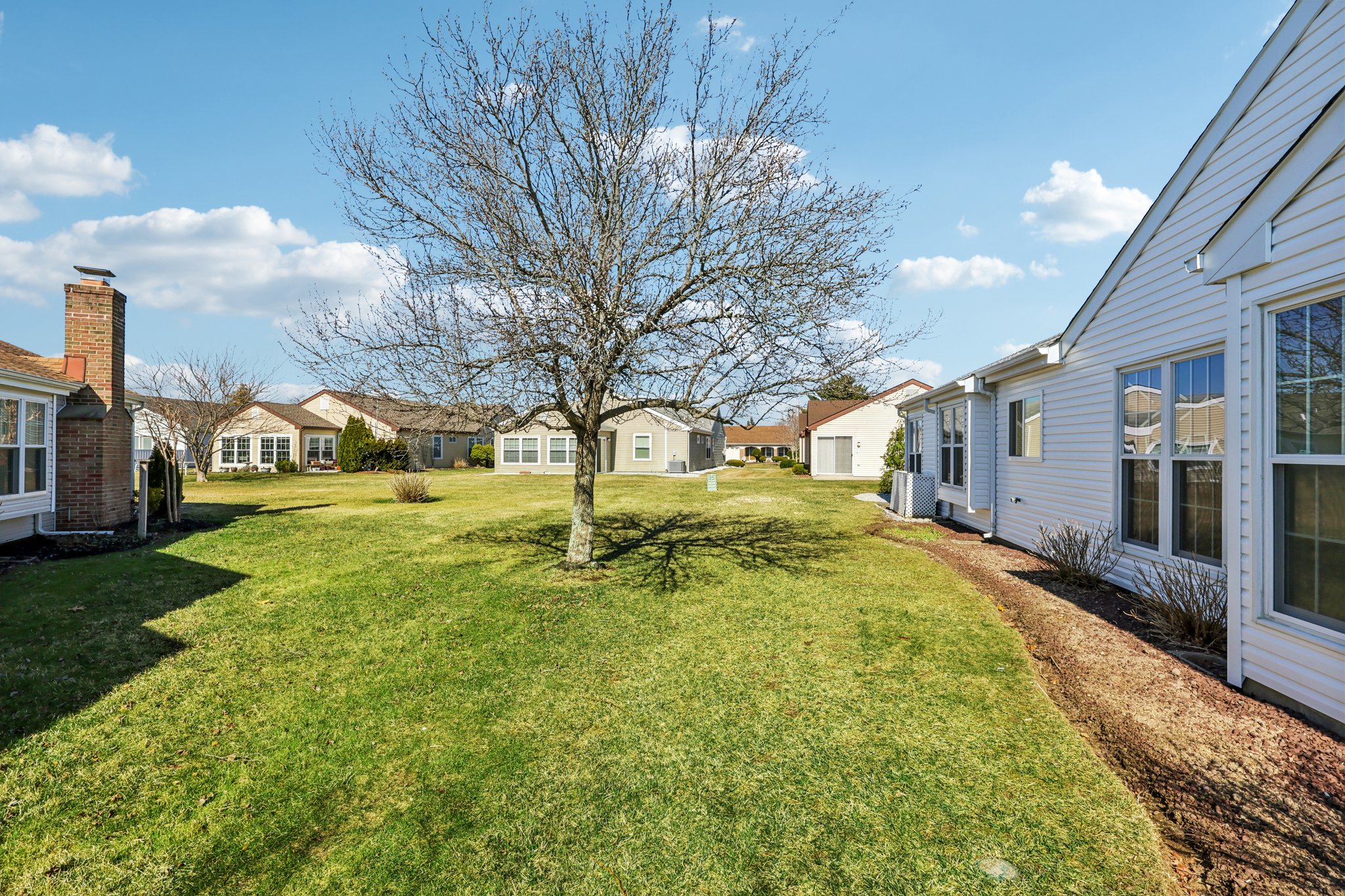 5 Carol Ct-S1903-047.jpg