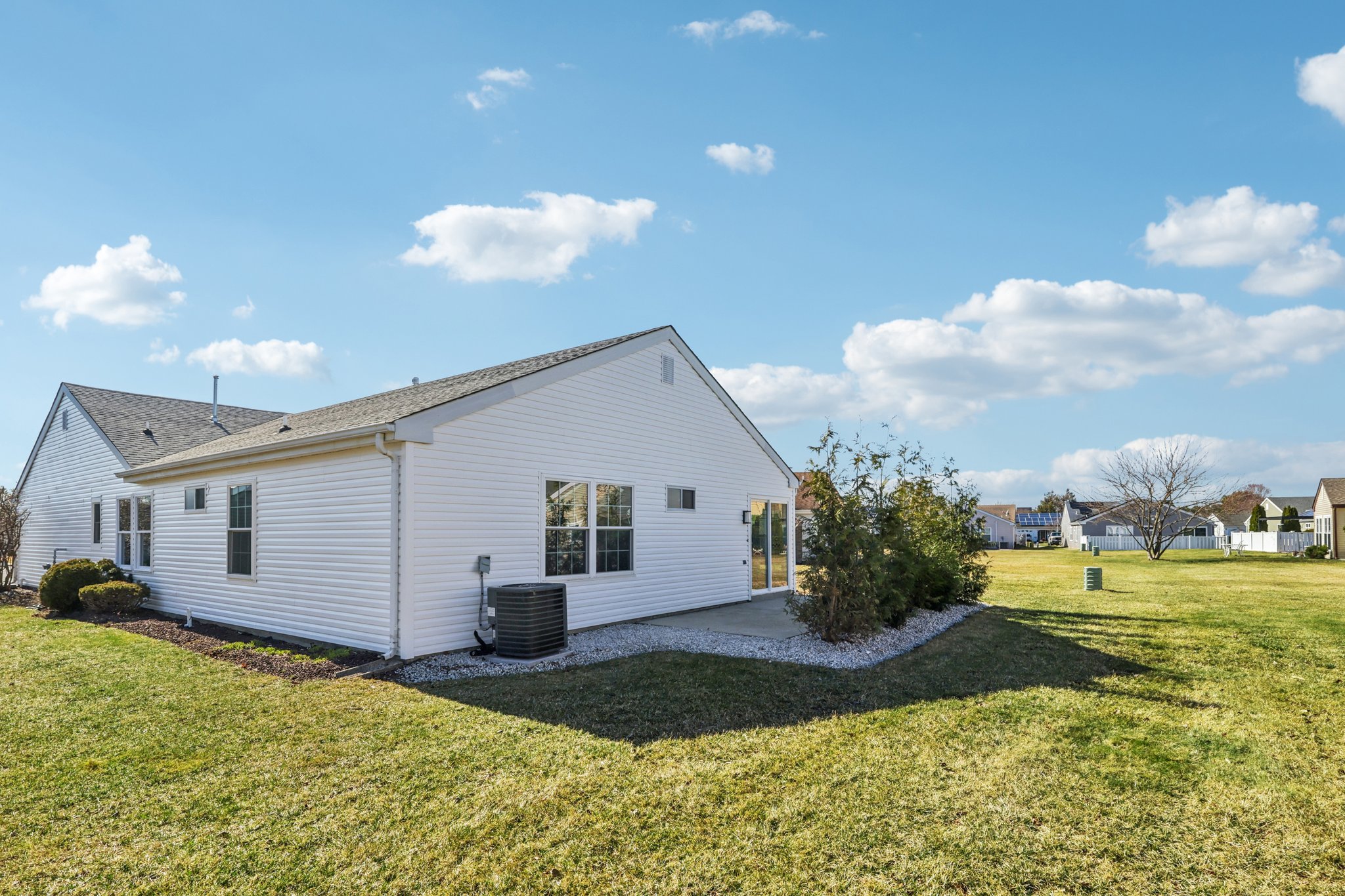 5 Carol Ct-S1903-054.jpg