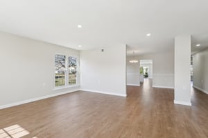 5 Carol Ct-S1903-012.jpg