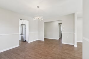 5 Carol Ct-S1903-016.jpg