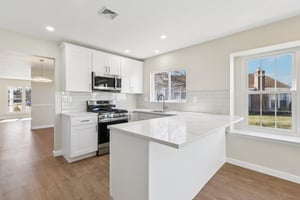 5 Carol Ct-S1903-023.jpg