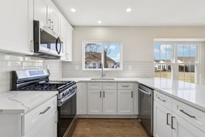 5 Carol Ct-S1903-024.jpg