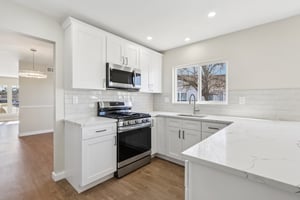 5 Carol Ct-S1903-025.jpg