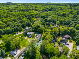 5 Ciaramitaro Ct, Gloucester, MA 01930, USA Photo 10