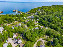 5 Ciaramitaro Ct, Gloucester, MA 01930, USA Photo 12