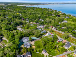 5 Ciaramitaro Ct, Gloucester, MA 01930, USA Photo 15