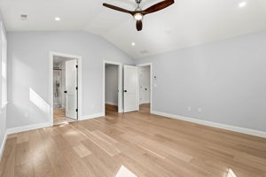 5 Ciaramitaro Ct, Gloucester, MA 01930, USA Photo 32