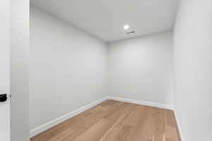 5 Ciaramitaro Ct, Gloucester, MA 01930, USA Photo 35