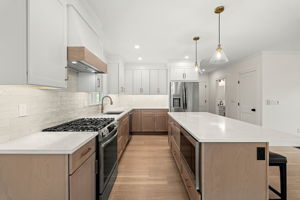 5 Ciaramitaro Ct, Gloucester, MA 01930, USA Photo 45