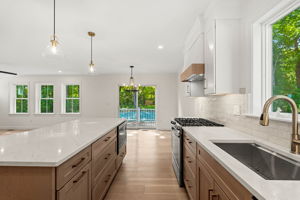 5 Ciaramitaro Ct, Gloucester, MA 01930, USA Photo 48