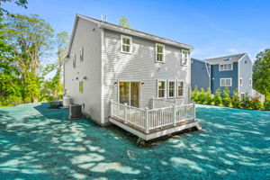 5 Ciaramitaro Ct, Gloucester, MA 01930, USA Photo 4