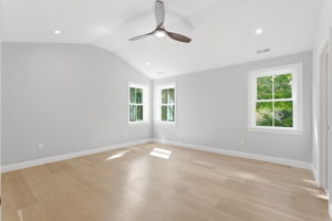 5 Ciaramitaro Ct, Gloucester, MA 01930, USA Photo 55