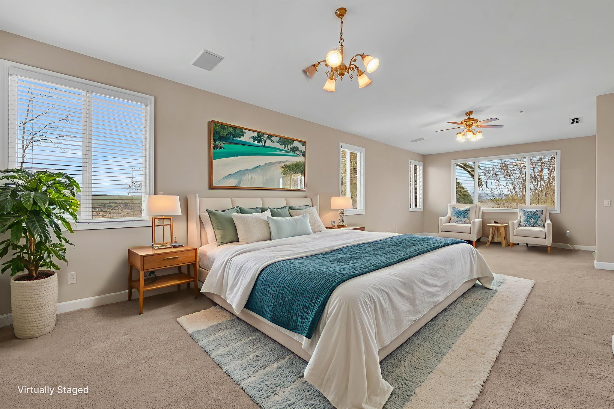 DSC07449 virtually staged.jpeg