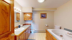 Full bath with soaking tub