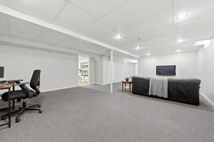  Photo 49