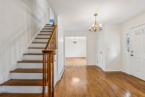Edwin Ln-S2609-005.jpg