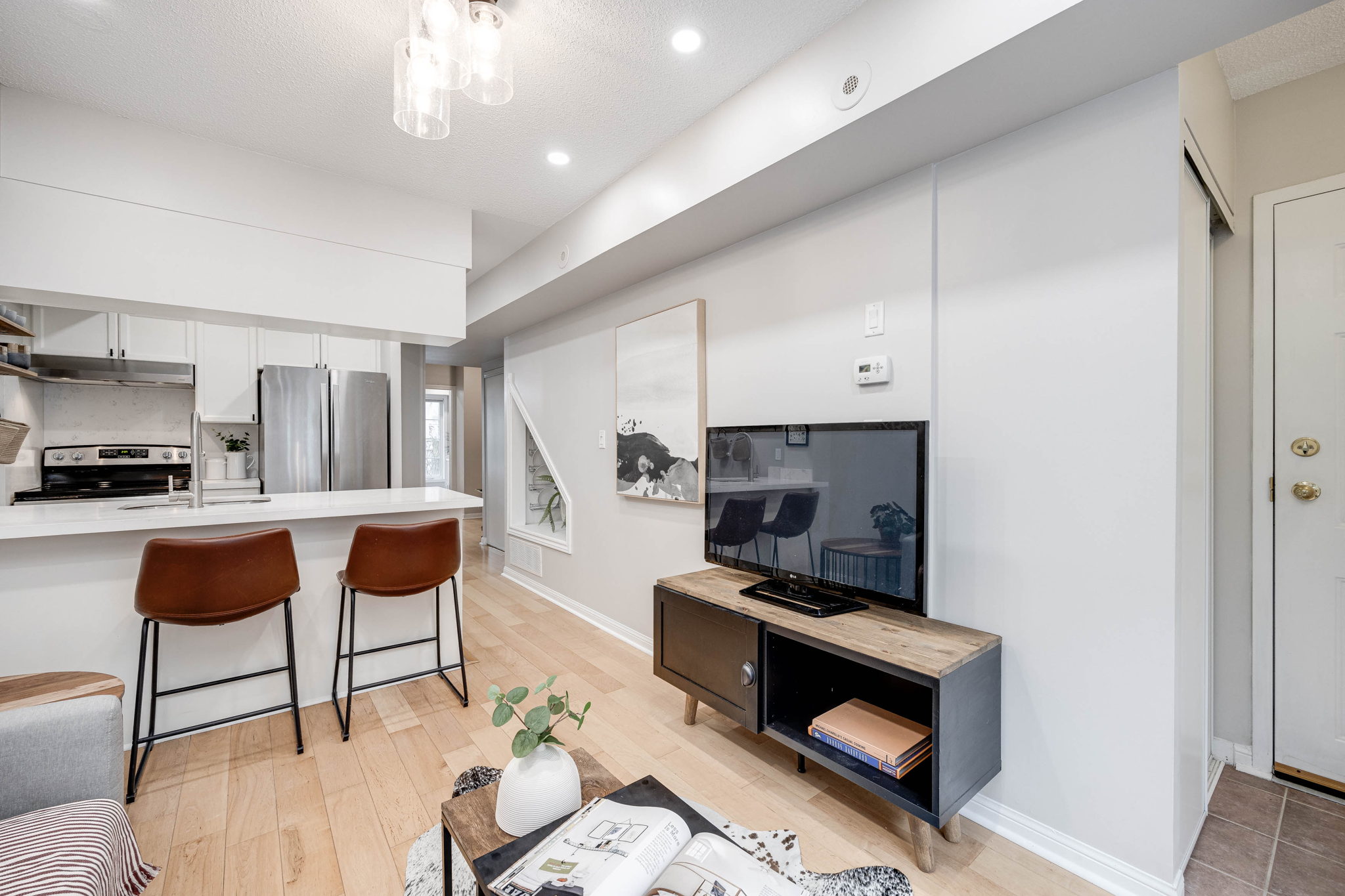 Toronto property showcase — delivered property photograph 3
