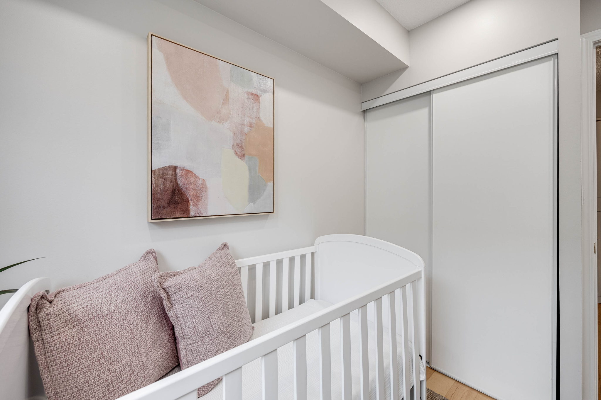 Toronto property showcase — delivered property photograph 17