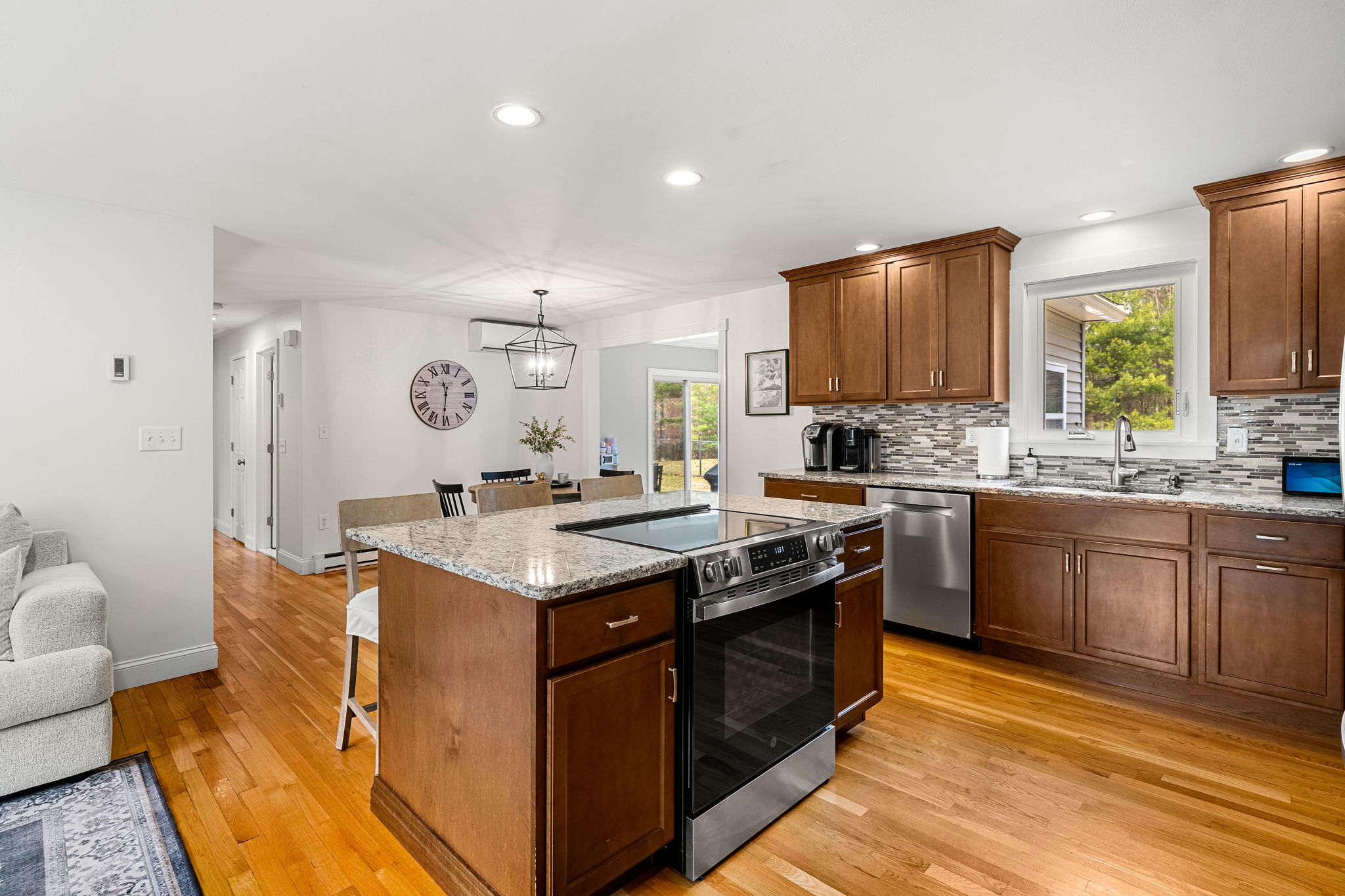 5 Falcon Dr, Pelham, NH 03076, USA Photo 52