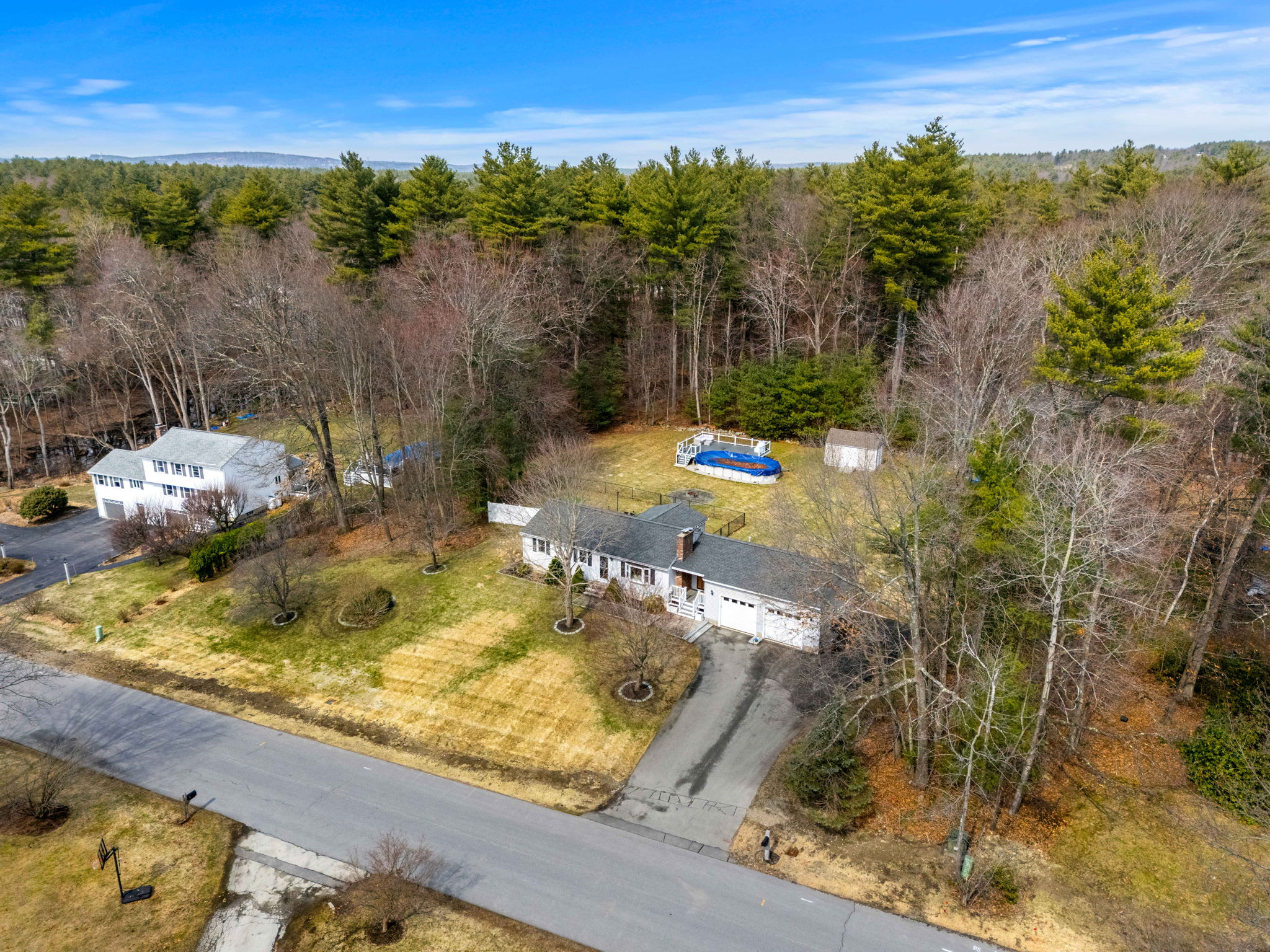 5 Falcon Dr, Pelham, NH 03076, USA Photo 25