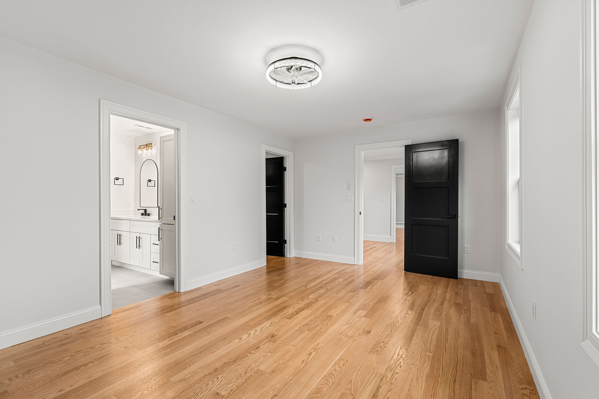 5 Four Acre Dr, Burlington, MA 01803, USA Photo 10