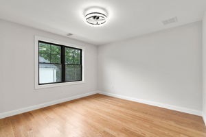 5 Four Acre Dr, Burlington, MA 01803, USA Photo 11