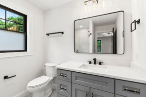 5 Four Acre Dr, Burlington, MA 01803, USA Photo 17