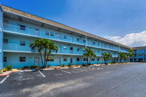 Front Exterior1SR