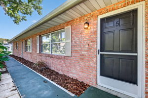 REMOVE SIGN FROM WINDOW, 5 Hermosa Dr-1