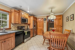5 Lacona Rd-S2806-019.jpg