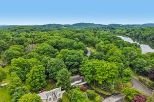 5 Lacona Rd-S2806-062.jpg