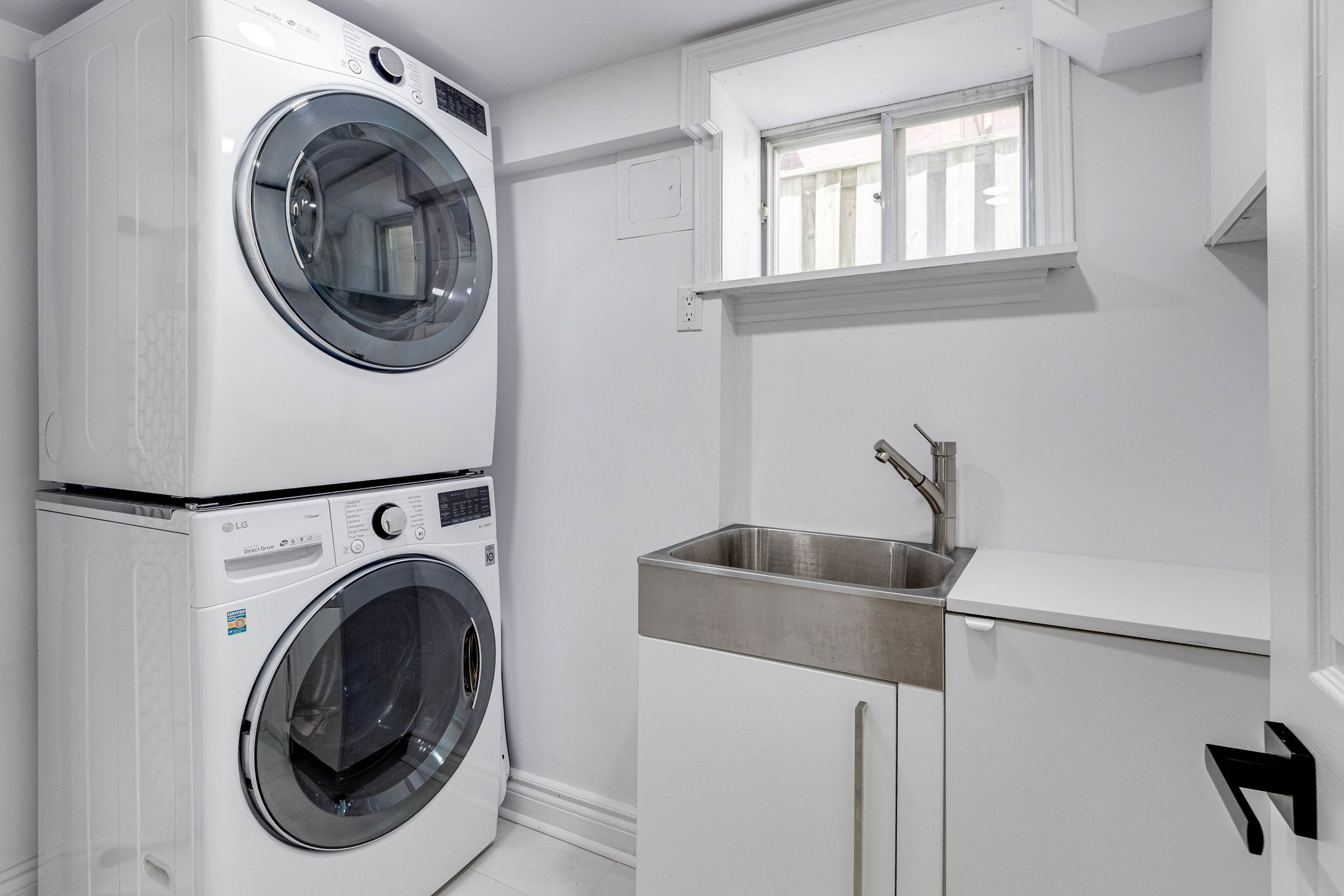 Toronto property showcase — delivered property photograph 31