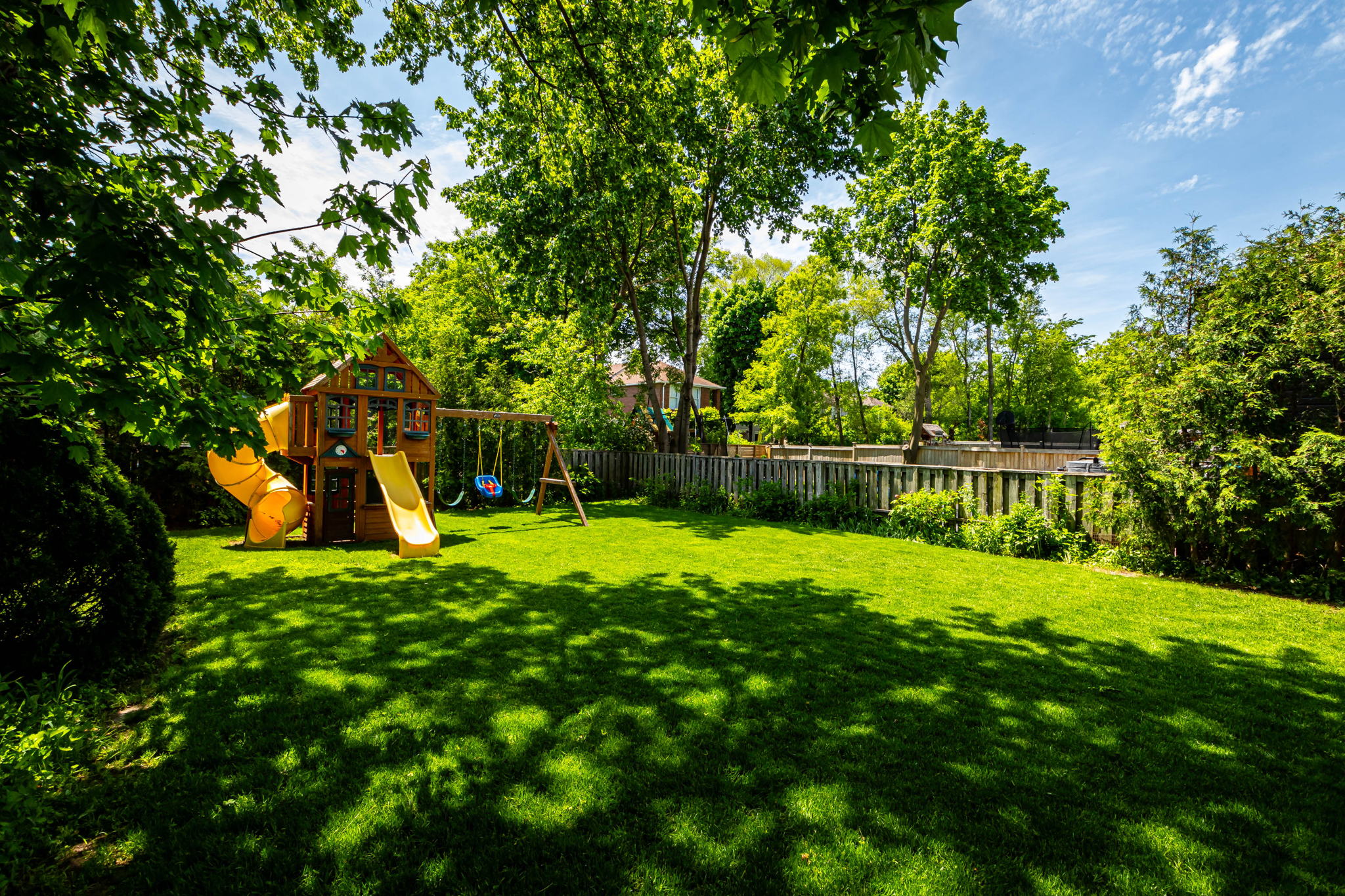 Toronto property showcase — delivered property photograph 40