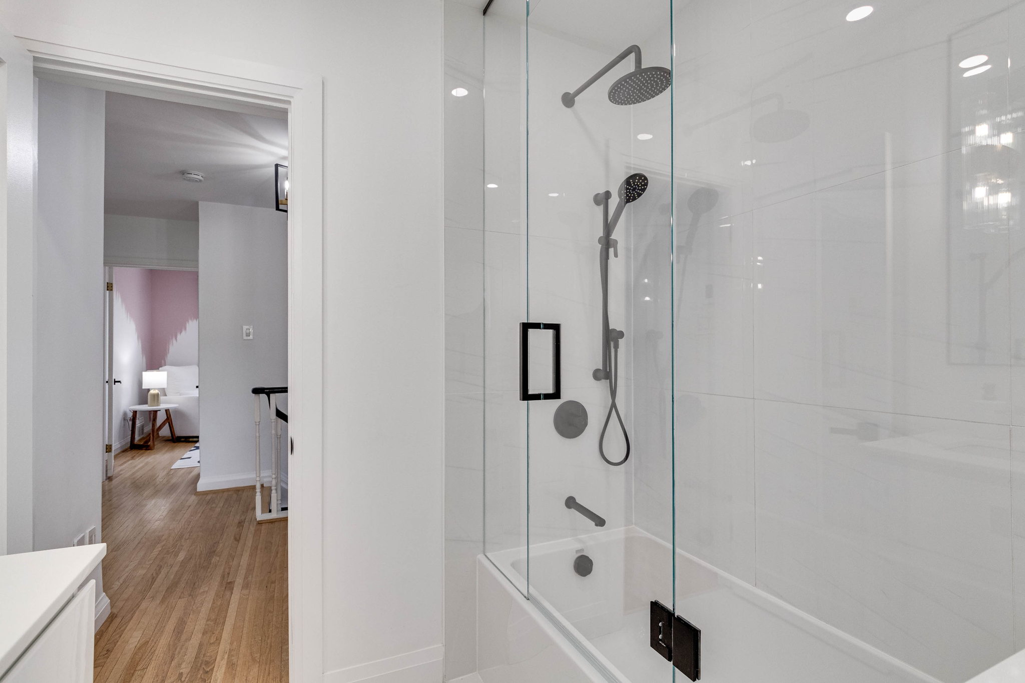 Toronto property showcase — delivered property photograph 25