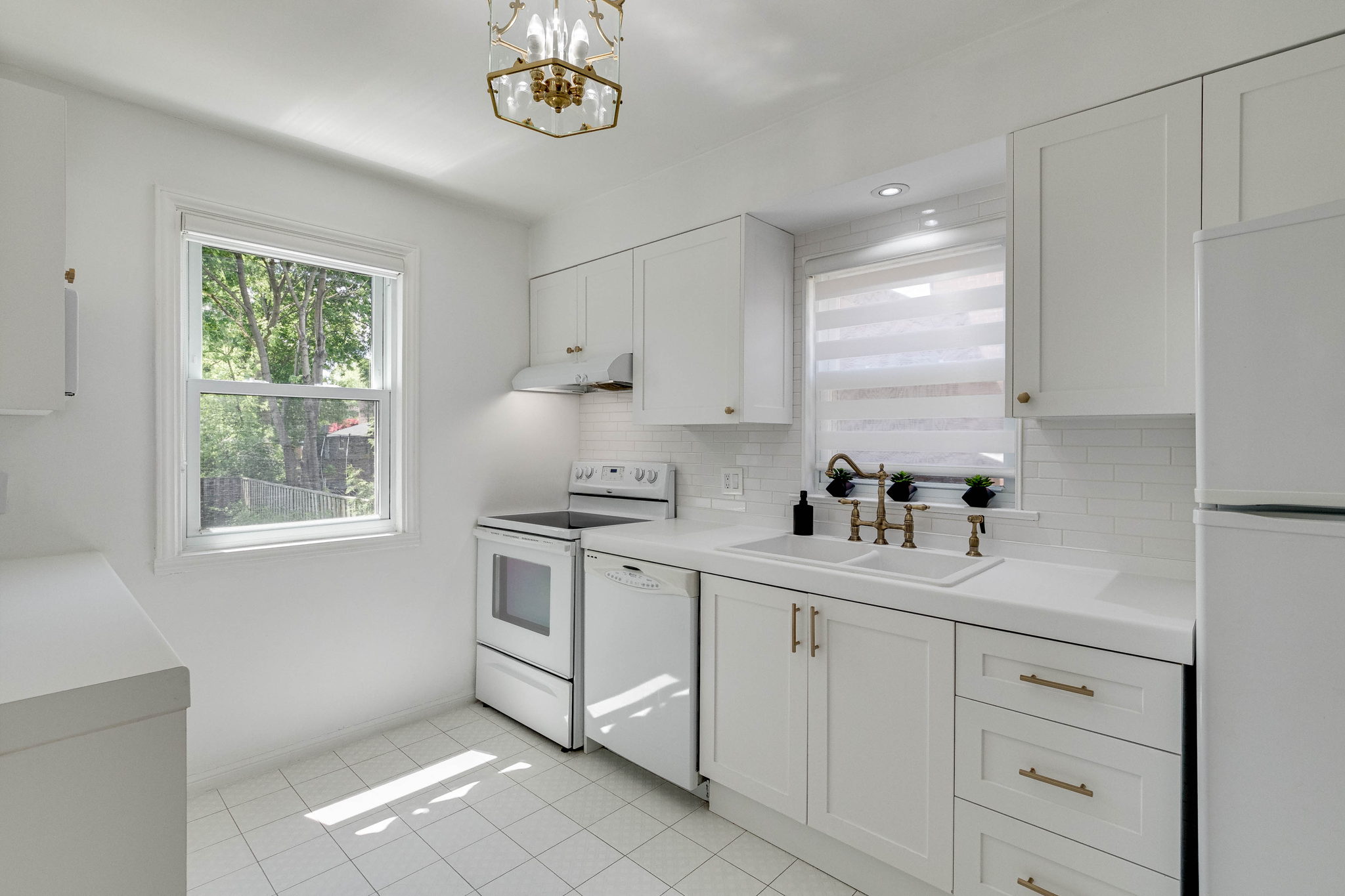 Toronto property showcase — delivered property photograph 10